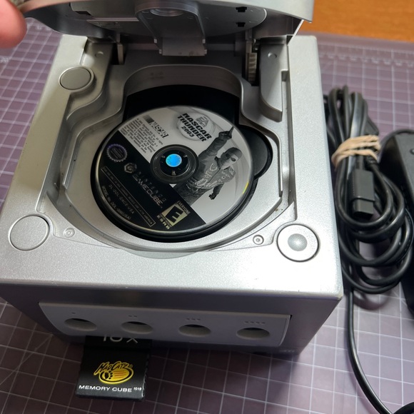 Nintendo GameCube silver - Picture 3 of 14